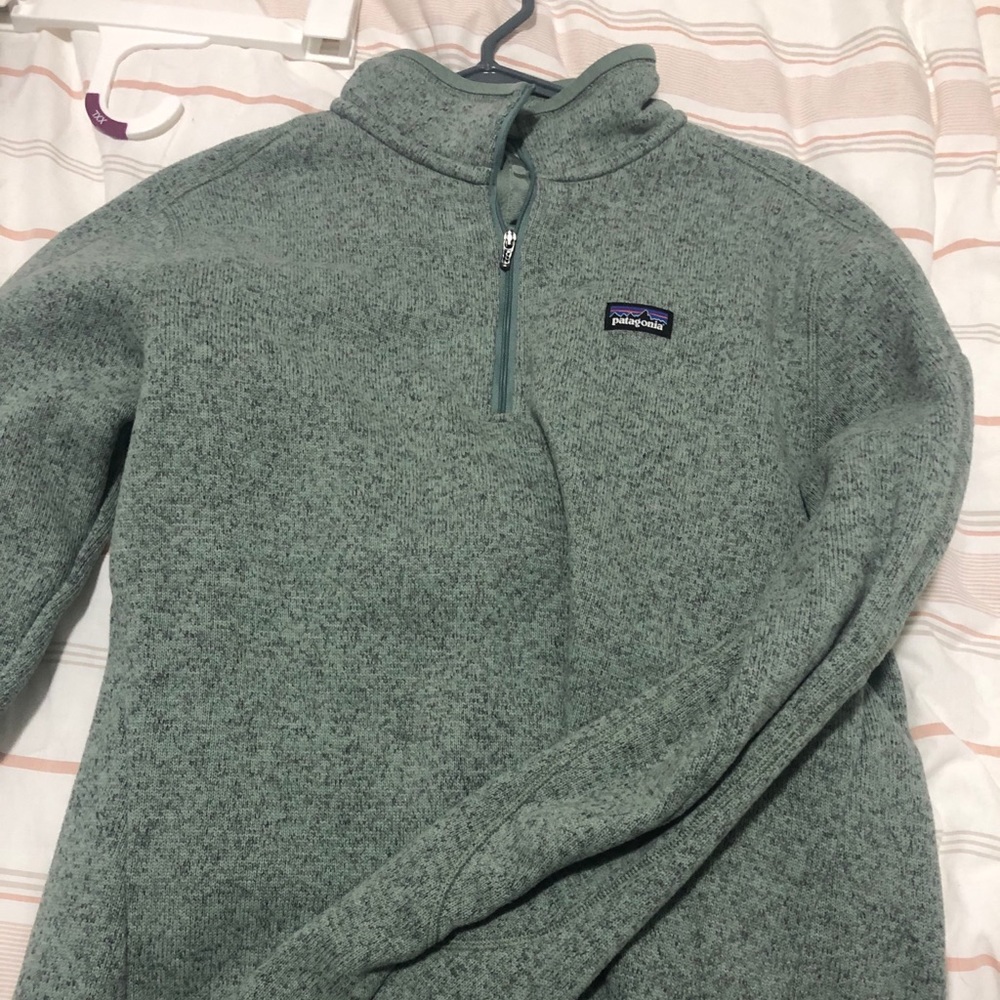 COPY - Patagonia Quarter Zip